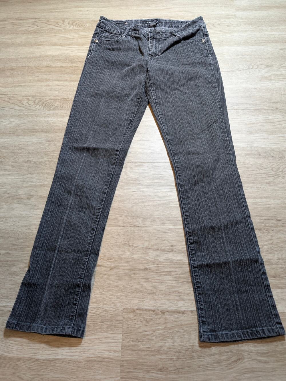 Southpole Jeans Co  Womens 9 Gray Charcoal Bootcut Jeans Low Rise Denim Pants